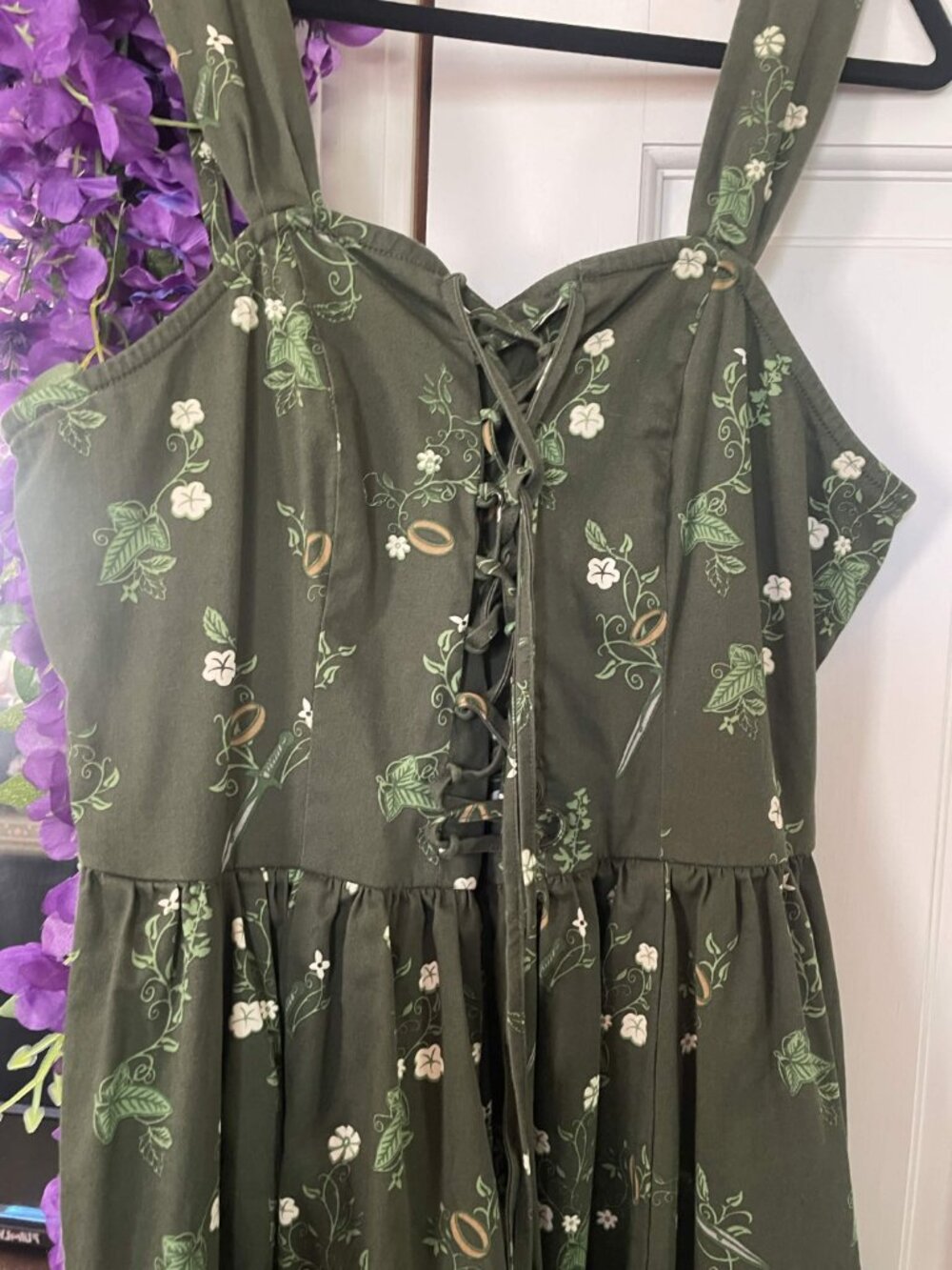HerUniverse Lord of the Rings Dress - Picture 3 of 4